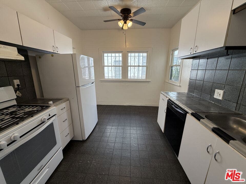 314 N Genesee Avenue, Los Angeles, CA 90036