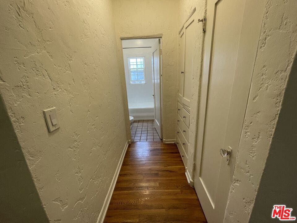 314 N Genesee Avenue, Los Angeles, CA 90036