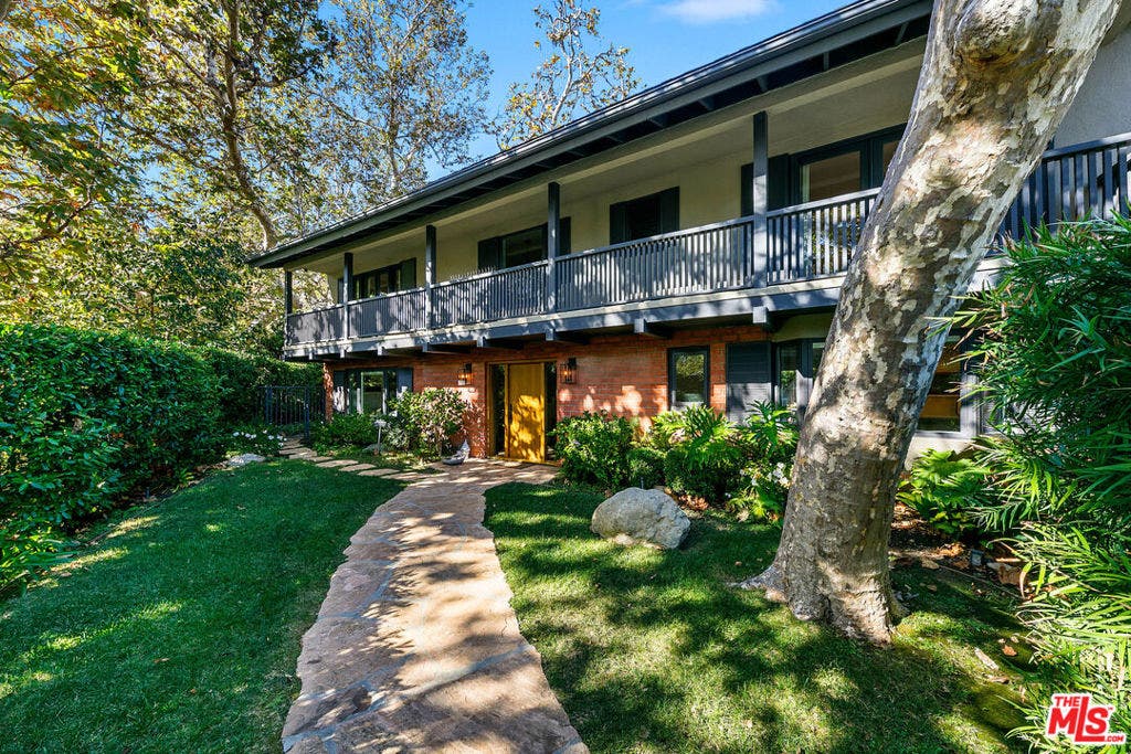 30601 Las Estrellas Drive, Malibu, CA 90265