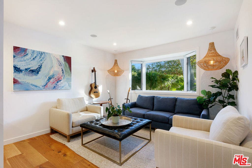 30601 Las Estrellas Drive, Malibu, CA 90265