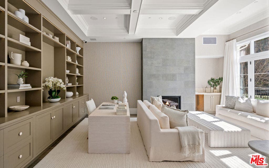 807 Cinthia Street, Beverly Hills, CA 90210 807 Cinthia Street, Beverly Hills, CA 90210