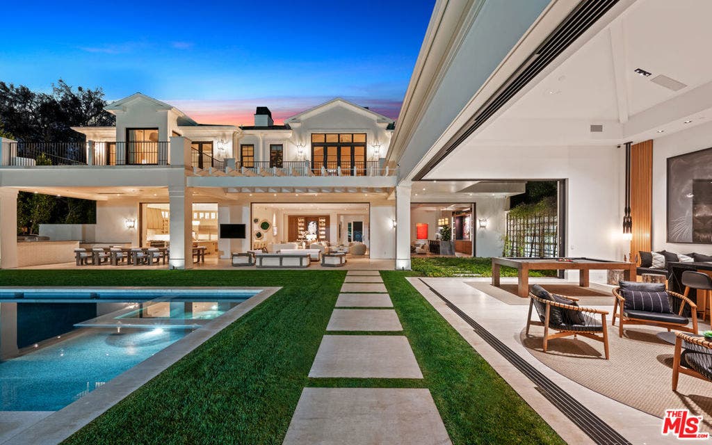 807 Cinthia Street, Beverly Hills, CA 90210 807 Cinthia Street, Beverly Hills, CA 90210