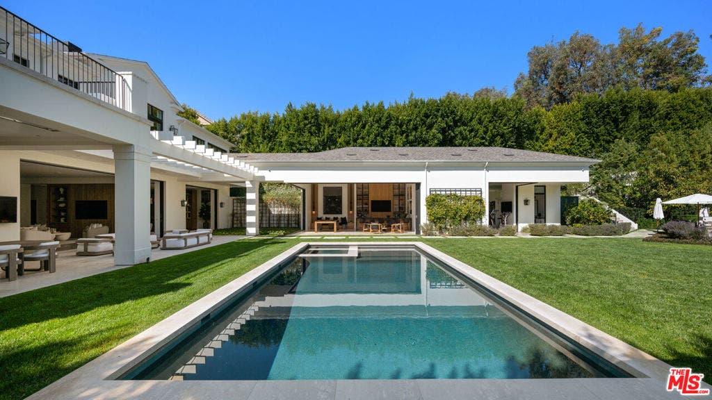807 Cinthia Street, Beverly Hills, CA 90210 807 Cinthia Street, Beverly Hills, CA 90210