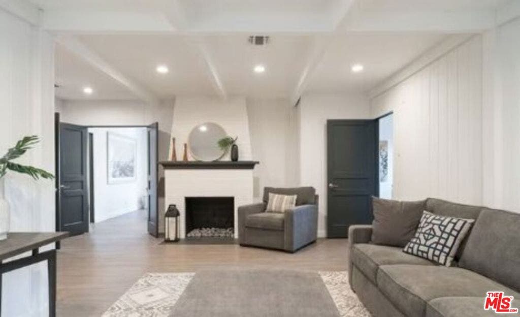 13223 Moorpark Street, Sherman Oaks, CA 91423 13223 Moorpark Street, Sherman Oaks, CA 91423