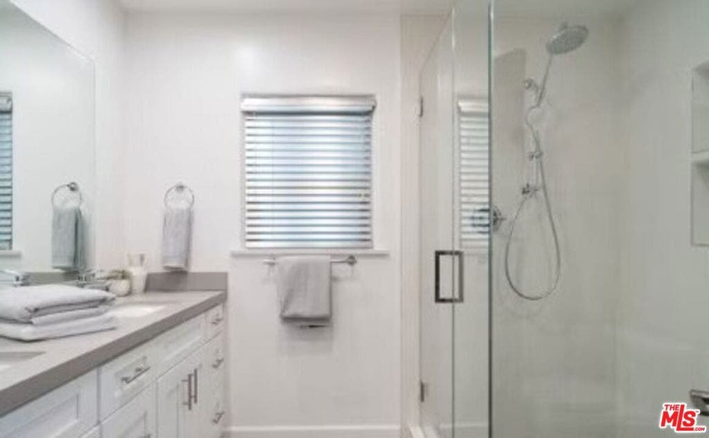 13223 Moorpark Street, Sherman Oaks, CA 91423 13223 Moorpark Street, Sherman Oaks, CA 91423