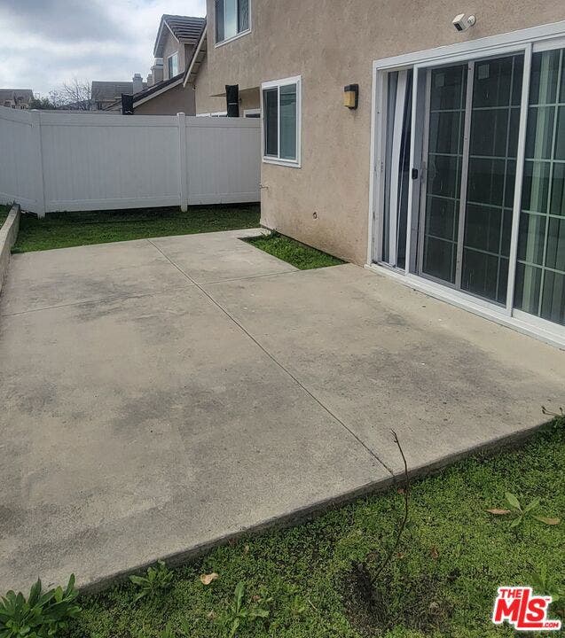 8740 Dartford Place, Inglewood, CA 90305