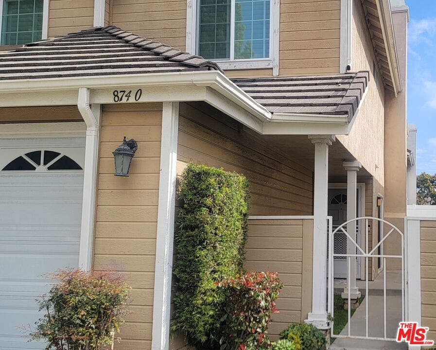 8740 Dartford Place, Inglewood, CA 90305