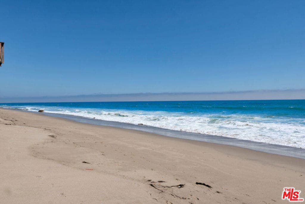 24528 MALIBU Road, Malibu, CA 90265 24528 MALIBU Road, Malibu, CA 90265
