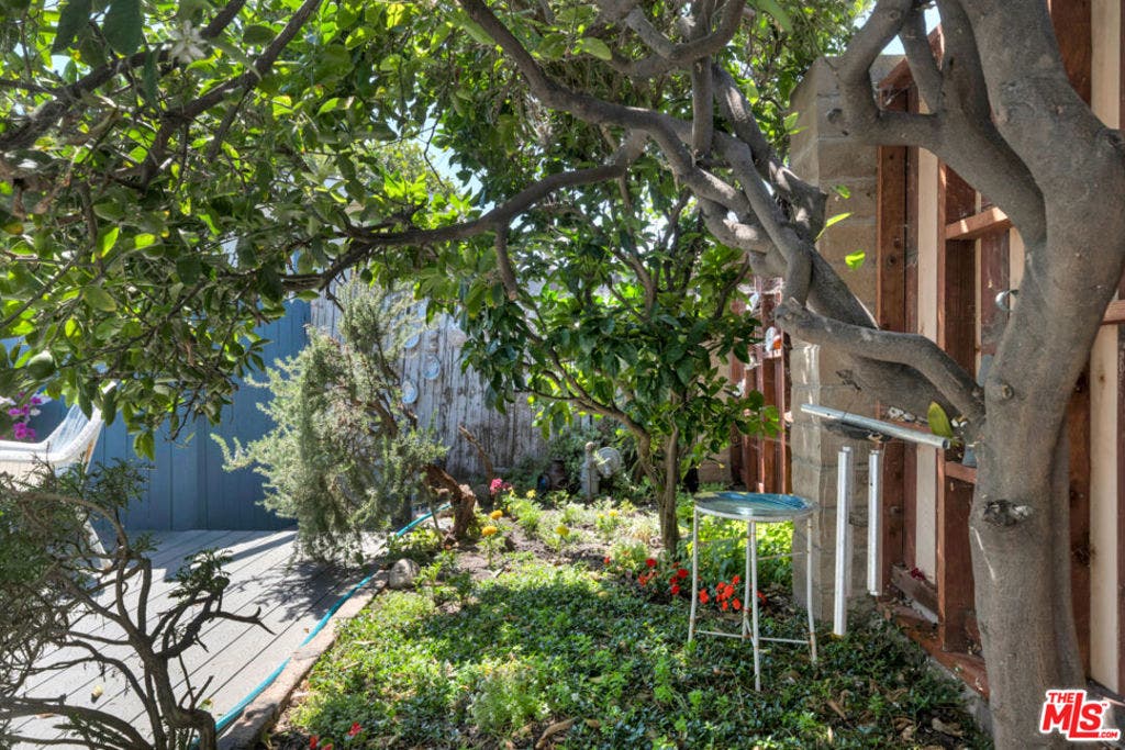 24528 MALIBU Road, Malibu, CA 90265 24528 MALIBU Road, Malibu, CA 90265