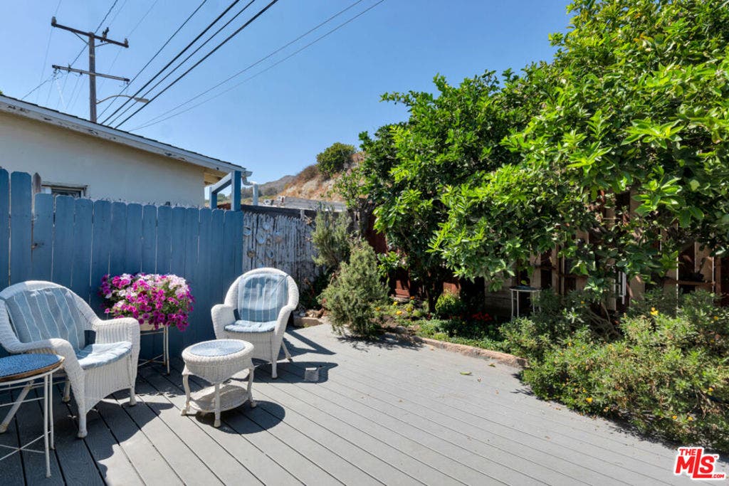 24528 MALIBU Road, Malibu, CA 90265 24528 MALIBU Road, Malibu, CA 90265
