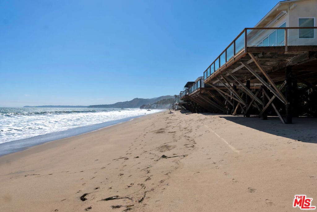 24528 MALIBU Road, Malibu, CA 90265 24528 MALIBU Road, Malibu, CA 90265