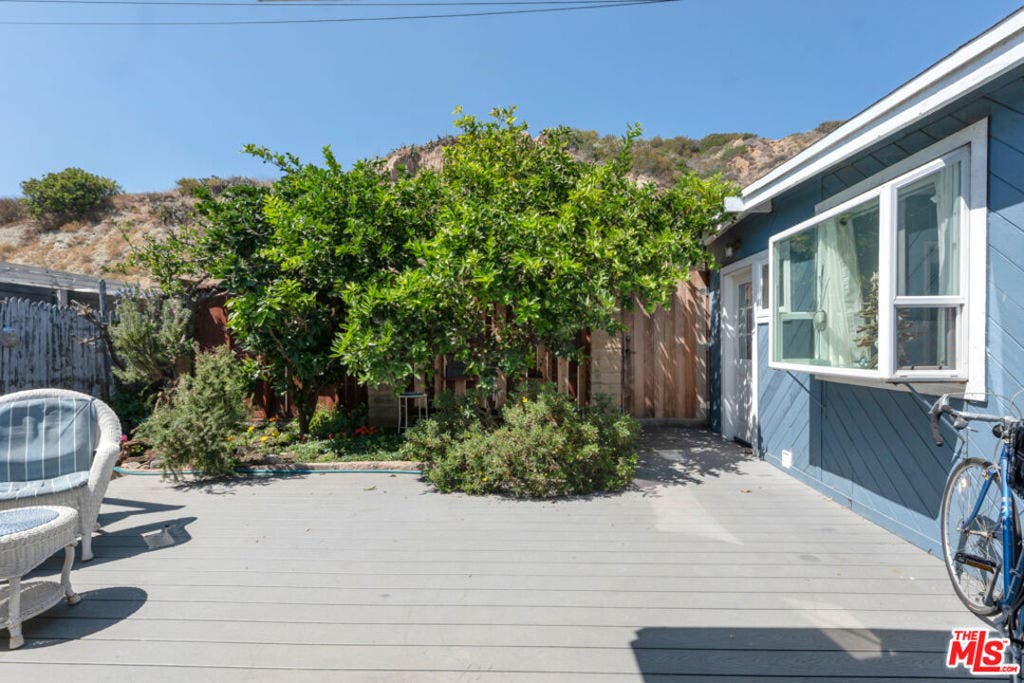 24528 MALIBU Road, Malibu, CA 90265 24528 MALIBU Road, Malibu, CA 90265