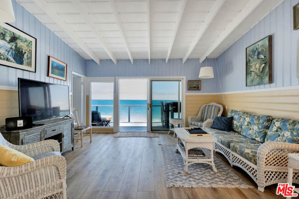 24528 MALIBU Road, Malibu, CA 90265 24528 MALIBU Road, Malibu, CA 90265