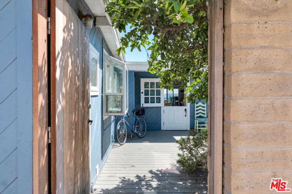 24528 MALIBU Road, Malibu, CA 90265 24528 MALIBU Road, Malibu, CA 90265