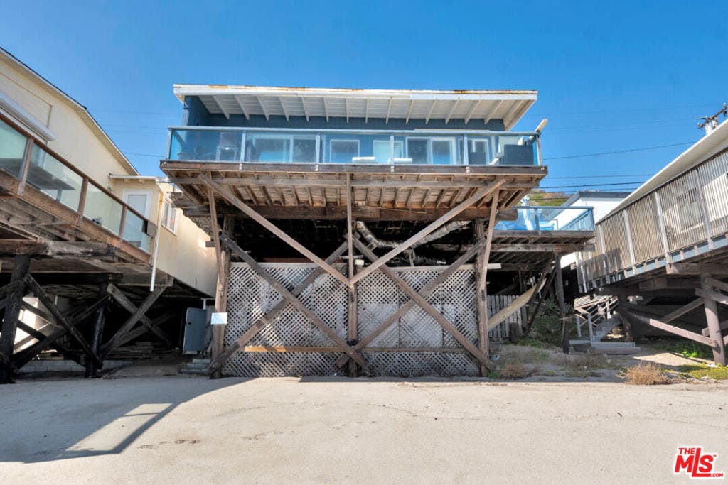 24528 MALIBU Road, Malibu, CA 90265 24528 MALIBU Road, Malibu, CA 90265