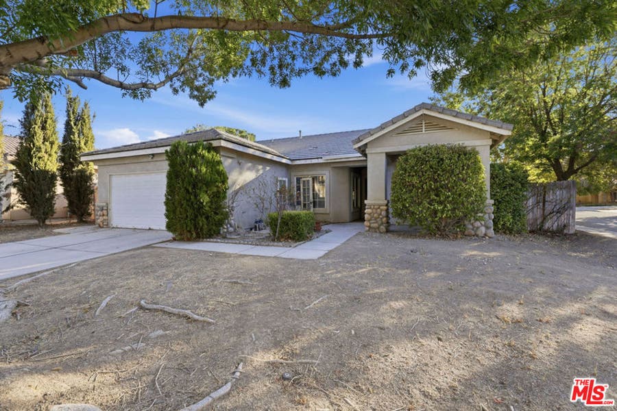 Property photo for 1836 Stratford Street, Lancaster, CA