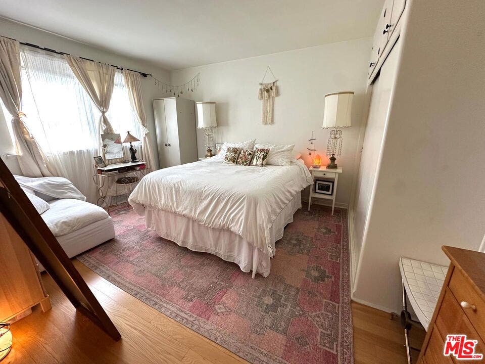 1962 N Kenmore Avenue, Los Angeles, CA 90027 1962 N Kenmore Avenue, Los Angeles, CA 90027
