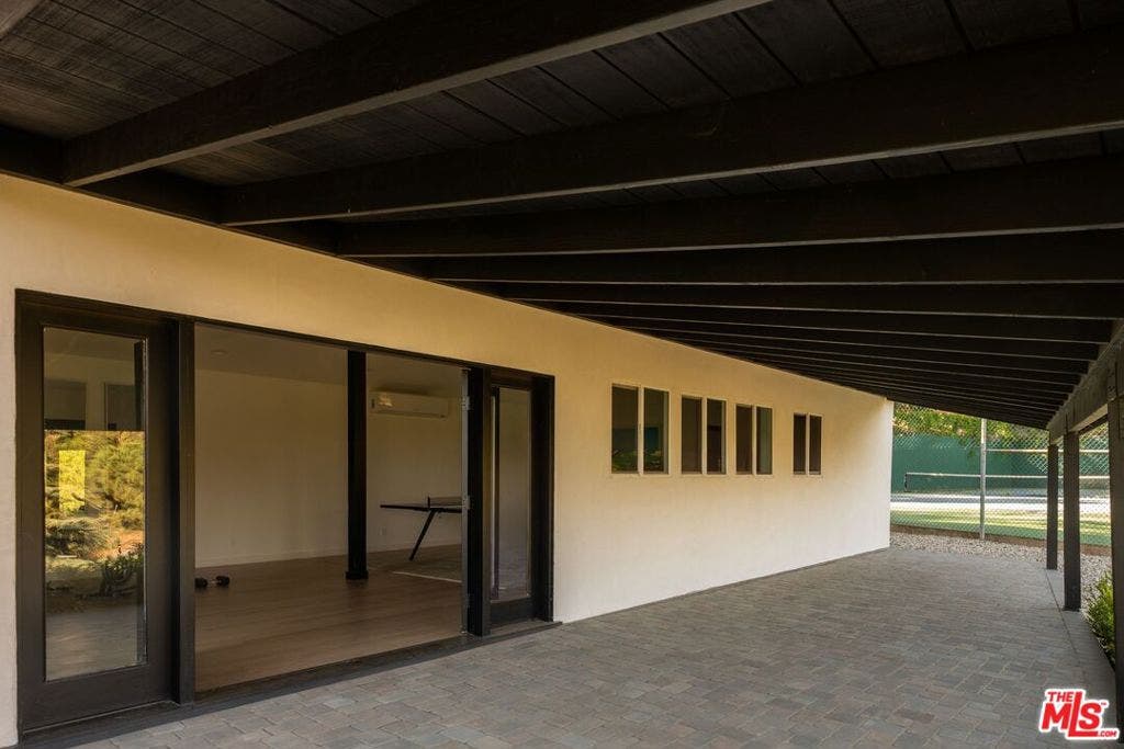 29800 Cuthbert Road, Malibu, CA 90265