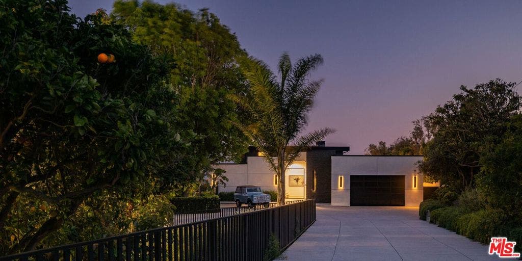 29800 Cuthbert Road, Malibu, CA 90265