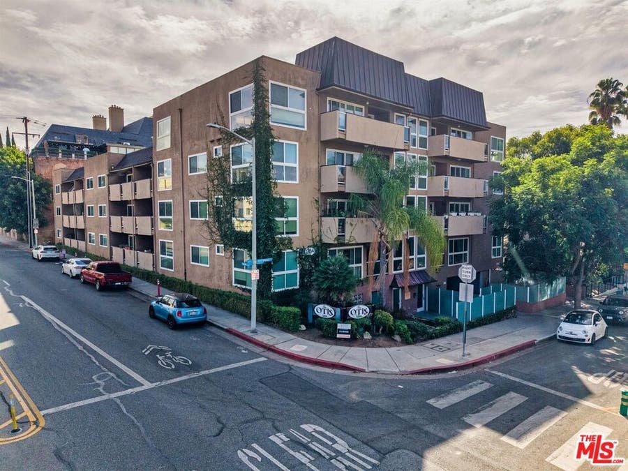Property photo for 1284 Havenhurst Drive, Los Angeles, CA