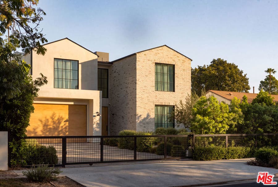 Property photo for 11621 Hesby Street, Valley Village, CA