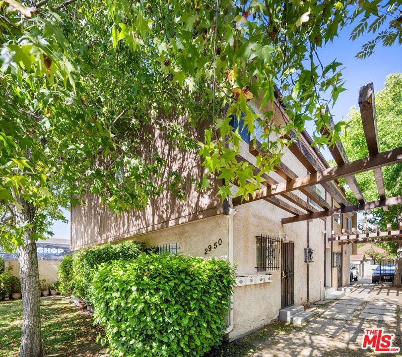 Property photo for 2946 S Western Avenue, #4, Los Angeles, CA