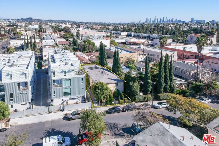 Property photo for 1140 N Beachwood Drive, Los Angeles, CA
