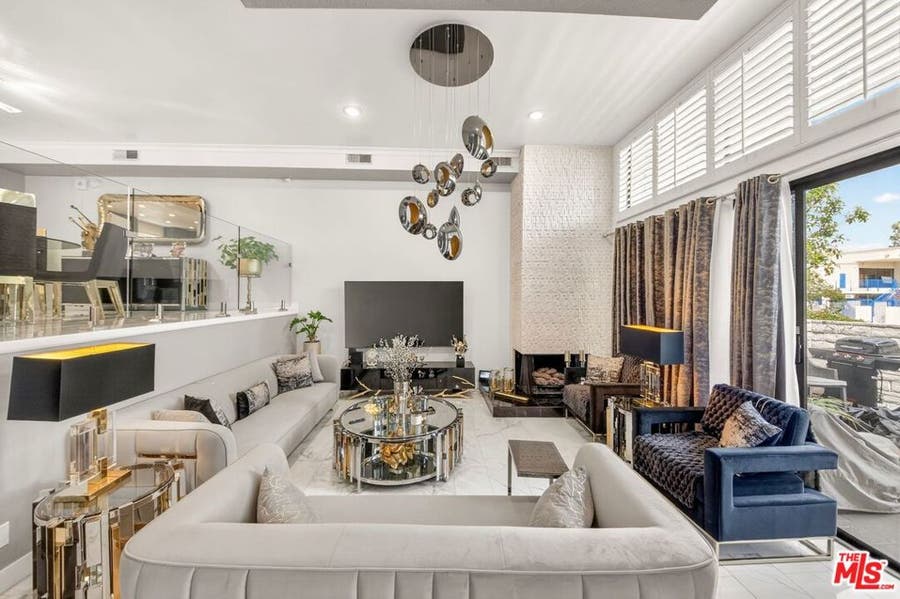 Property photo for 5305 White Oak Avenue, #F, Encino, CA
