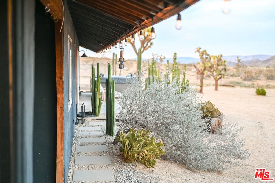 Property photo for 365 Rainbow Drive, Yucca Valley, CA