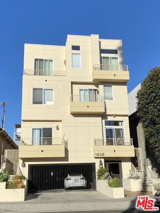 Property photo for Los Angeles, CA