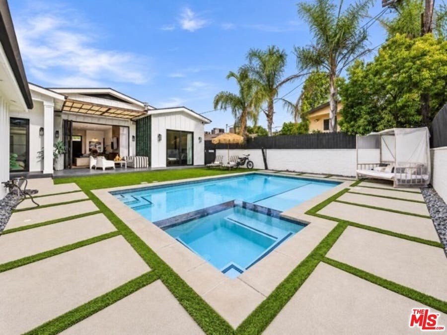 Property photo for 6207 Babcock Avenue, North Hollywood, CA