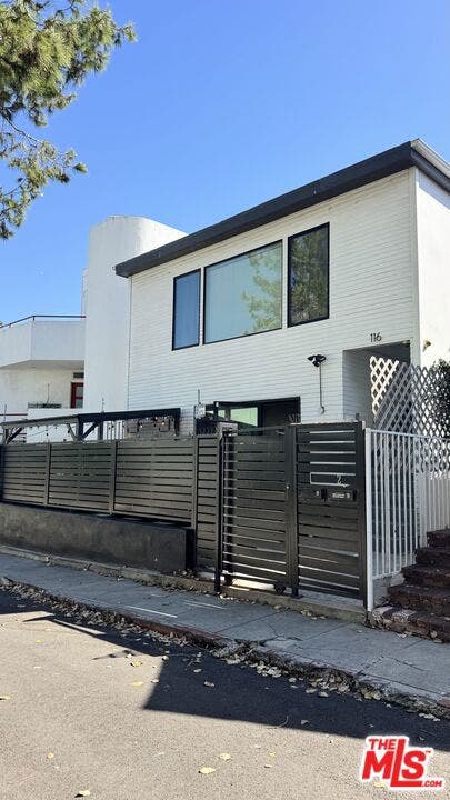 Property photo for 116 Thornton Place, #2, Venice, CA