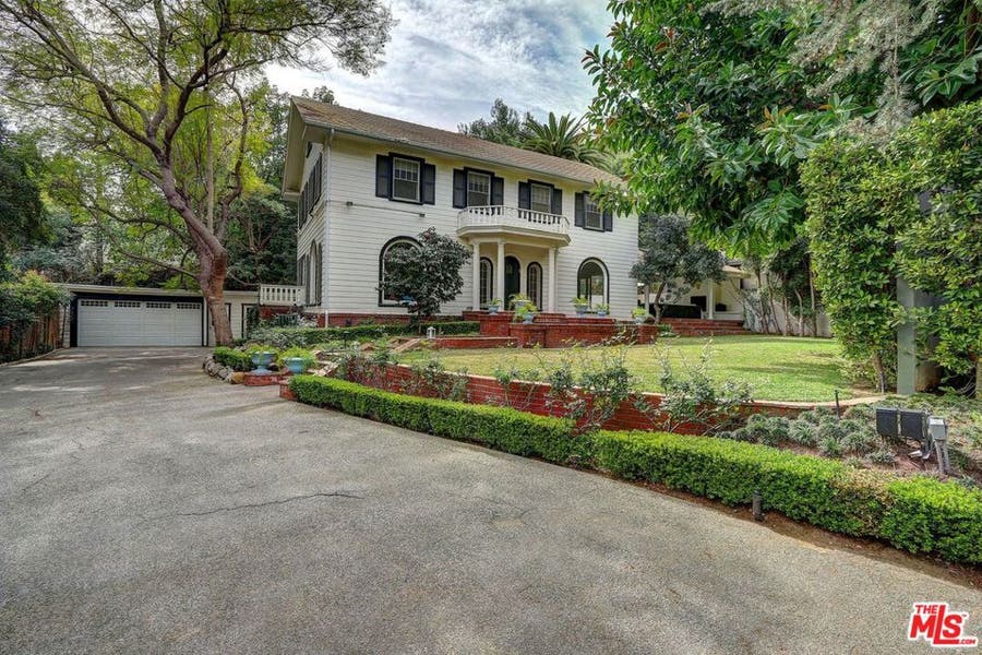 Property photo for 3010 Castle Street, Los Angeles, CA