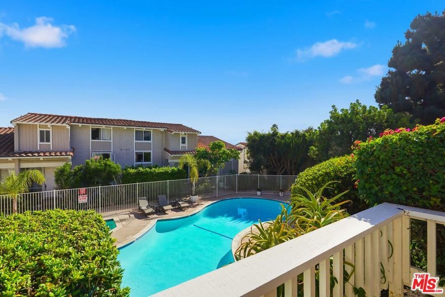 Property photo for 28248 Rey De Copas Lane, Malibu, CA