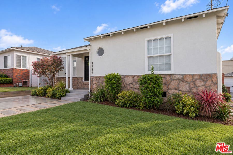 Property photo for 1722 W 107th Street, Los Angeles, CA