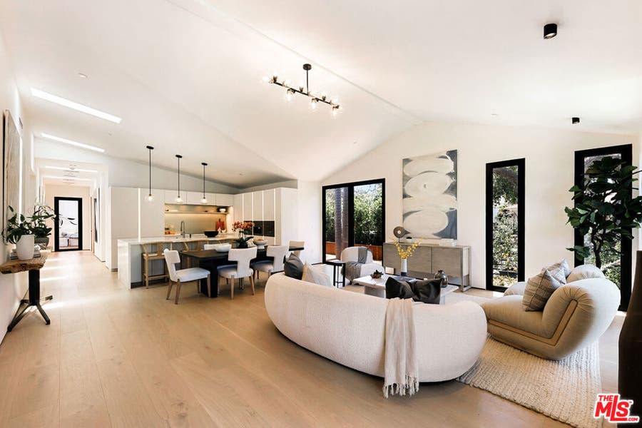 Property photo for 2202 California Avenue, Santa Monica, CA