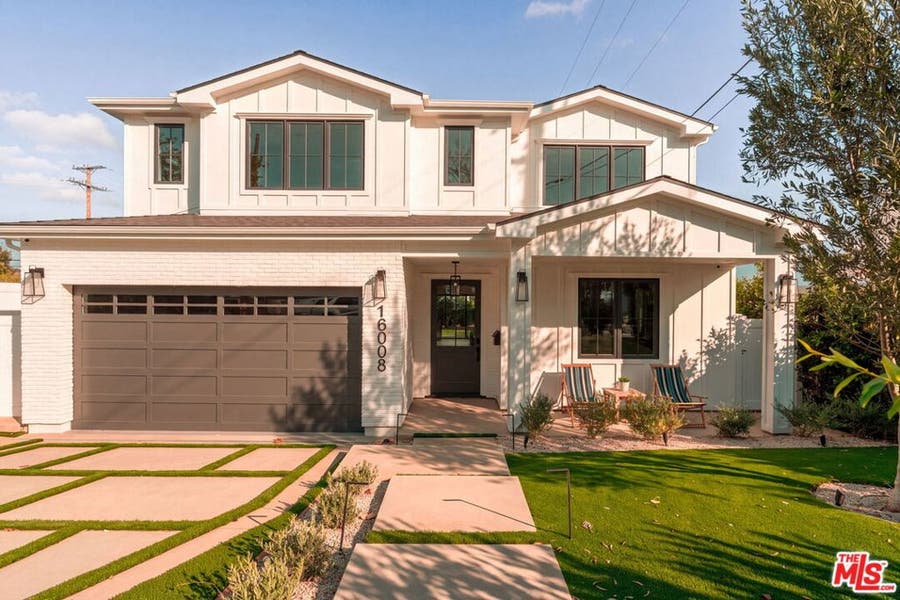 Property photo for 16008 Miami Way, Pacific Palisades, CA