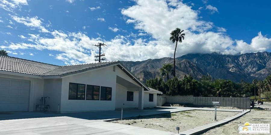 Property photo for 537 W Yorba Road, Palm Springs, CA