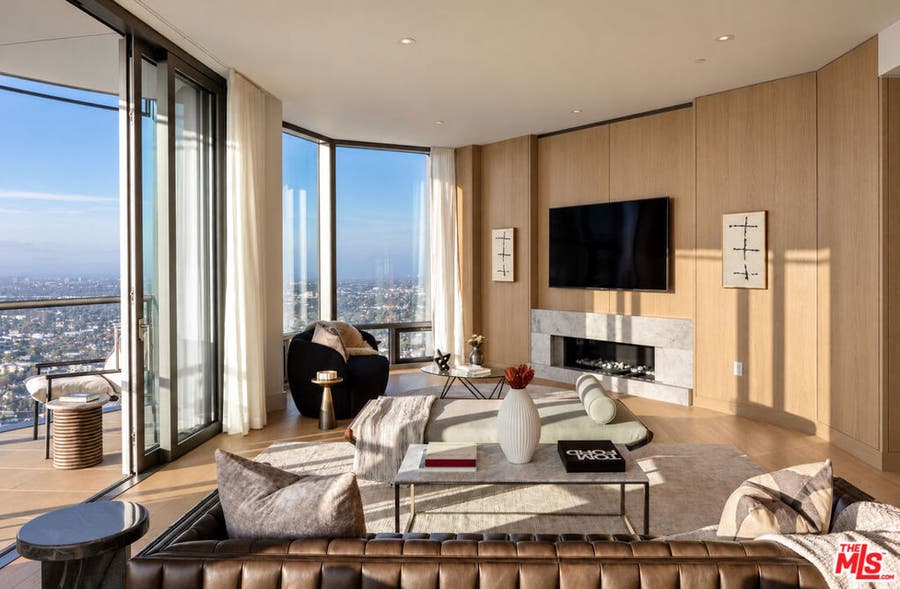 Property photo for 211 W Elm Court, #35B, Los Angeles, CA
