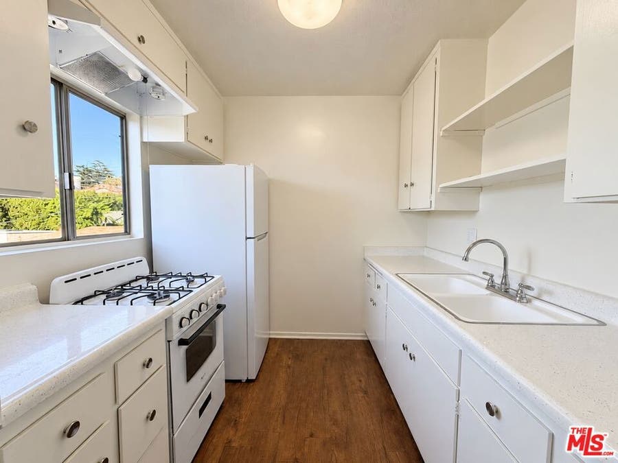 Property photo for 3686 S Centinela Avenue, #16, Los Angeles, CA