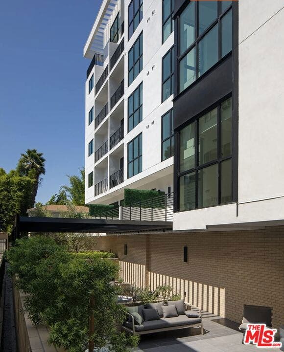 Property photo for 105 S Doheny Drive, #306, Los Angeles, CA