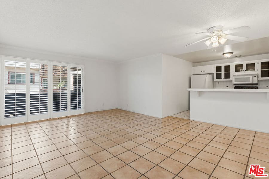 Property photo for 5414 Newcastle Avenue, #19, Encino, CA