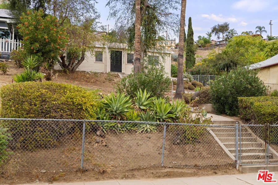 Property photo for 3165 Minnesota Street, Los Angeles, CA