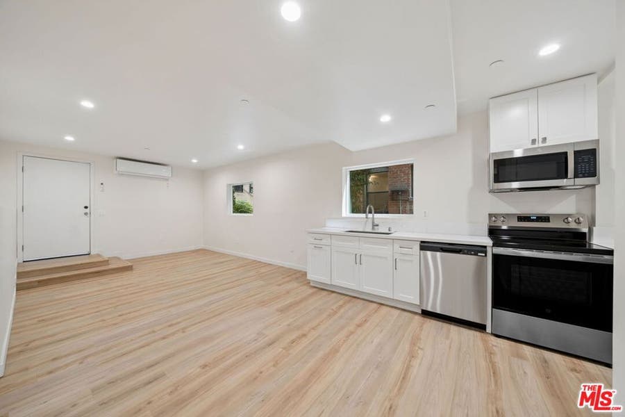Property photo for 3209 Descanso Drive, #17, Los Angeles, CA