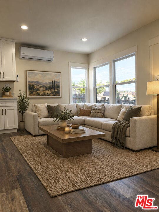 Property photo for 634 E 87th Street, Los Angeles, CA