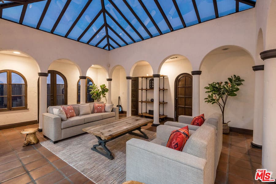 Property photo for 108 S Crescent Heights Blvd, Los Angeles, CA