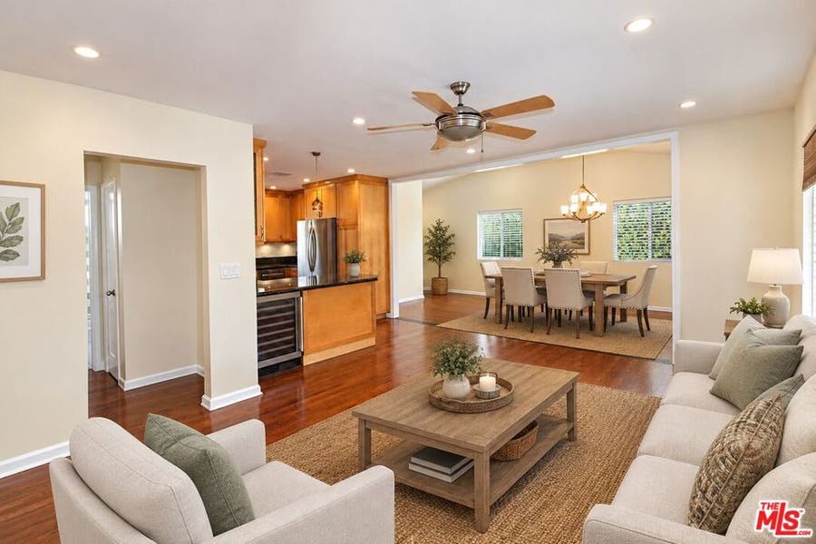 Property photo for 5846 Encino Avenue, Encino, CA
