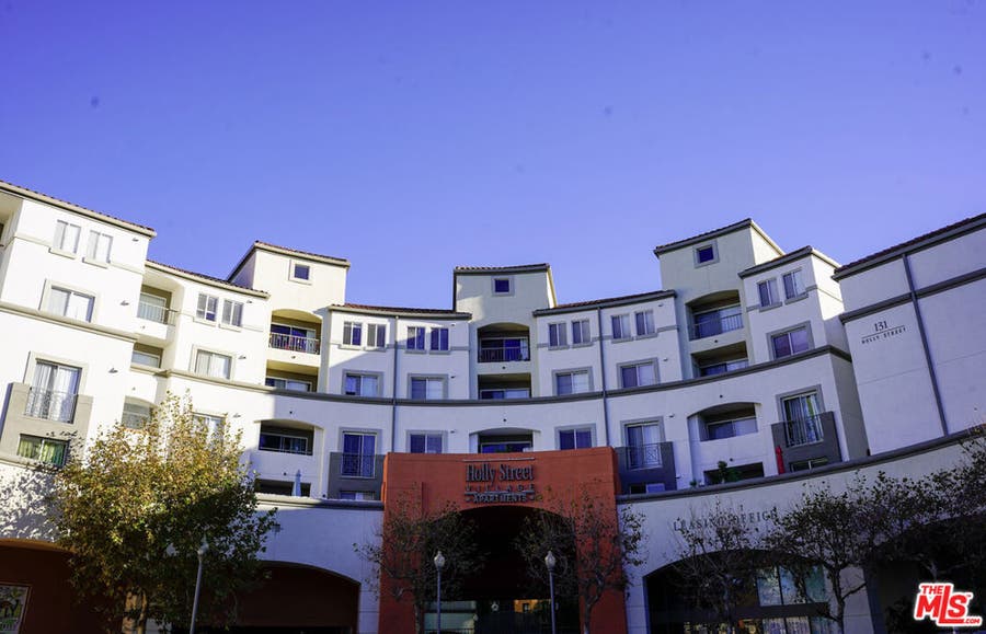 Property photo for 151 E HOLLY Street, #4-305, Pasadena, CA
