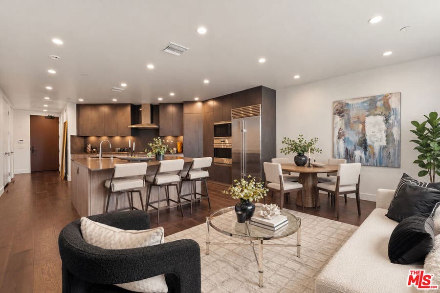 Property photo for 724 N Croft Avenue, #301, Los Angeles, CA