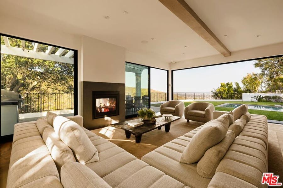 Property photo for 1459 Via Cresta, Pacific Palisades, CA